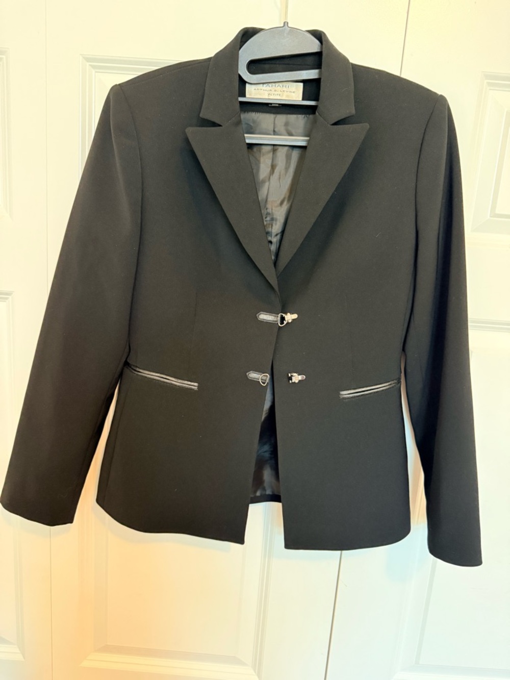 Tahari Black Women's Tailored Blazer with Toggle Closures